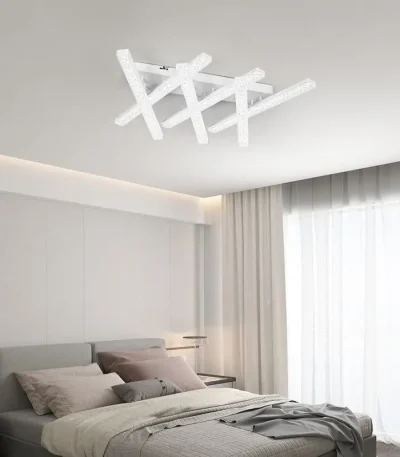 Lustra LED 168W cristale cu 6 brate albe control prin telecomanda si aplicatie telefon ambient modern.