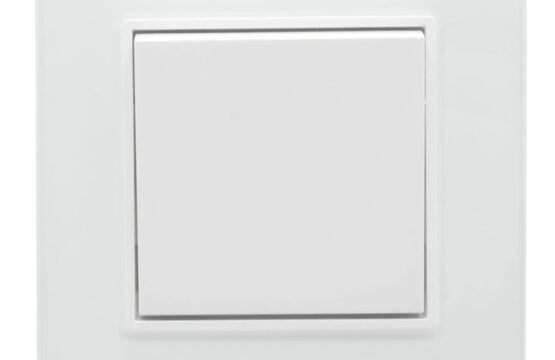 2. Intrerupator simplu culoare alba cu rama din sticla