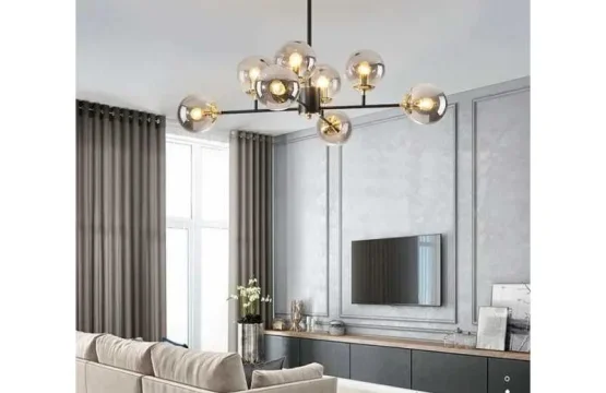 Candelabru suspendat cu 8 globuri de sticlă fumurie, soclu E27