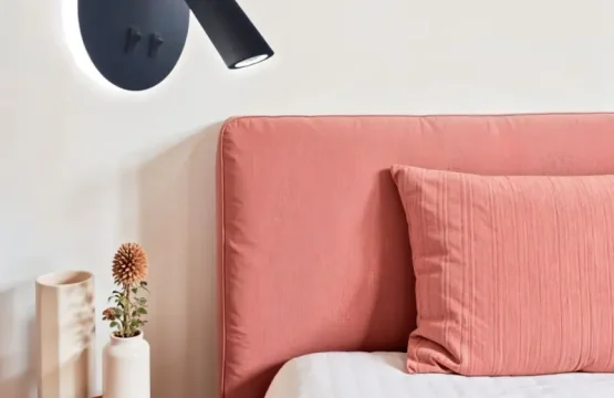 Aplică LED neagră cu spot 10W design modern aluminiu pentru interior reglabilă